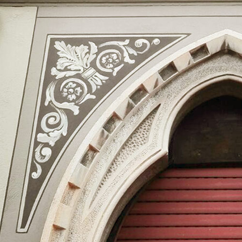 Palazzina in stile liberty con decori